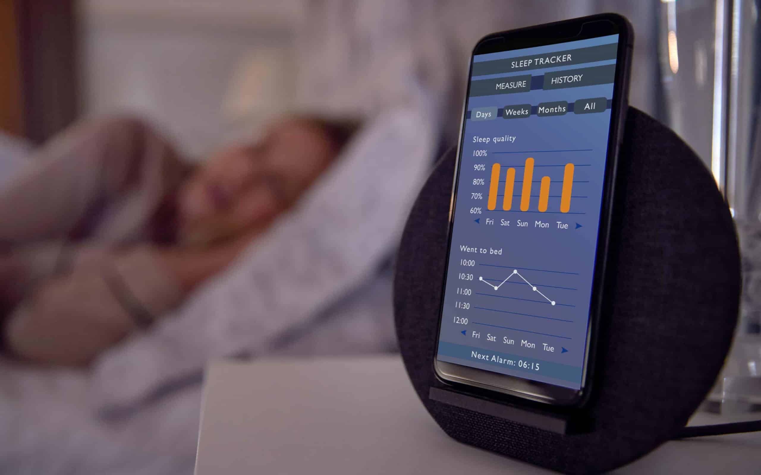 The 10 Best Sleep Tracker Options For Keeping An Eye On Your ShutEye