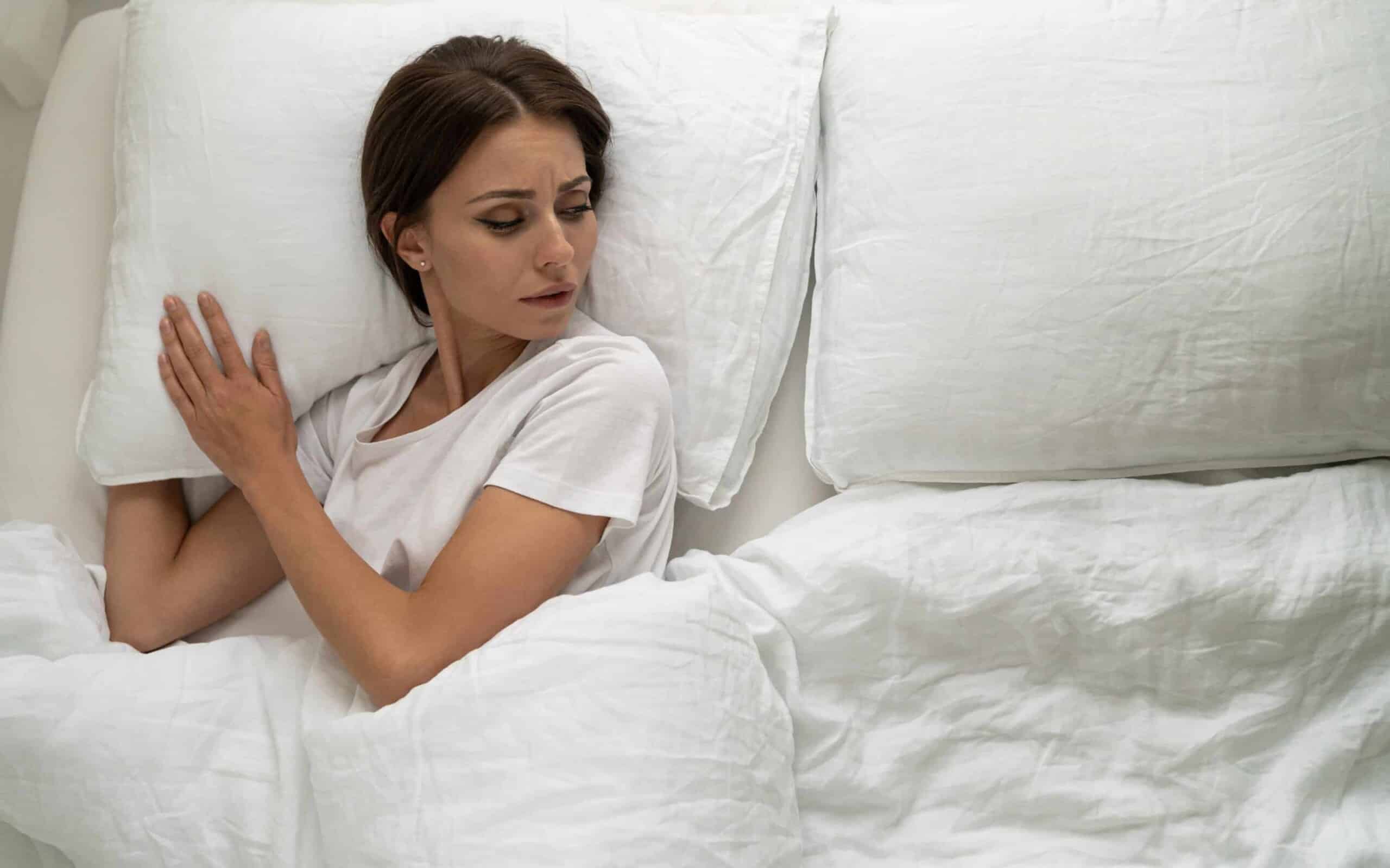 why-can-t-i-sleep-without-my-boyfriend-how-to-sleep-alone